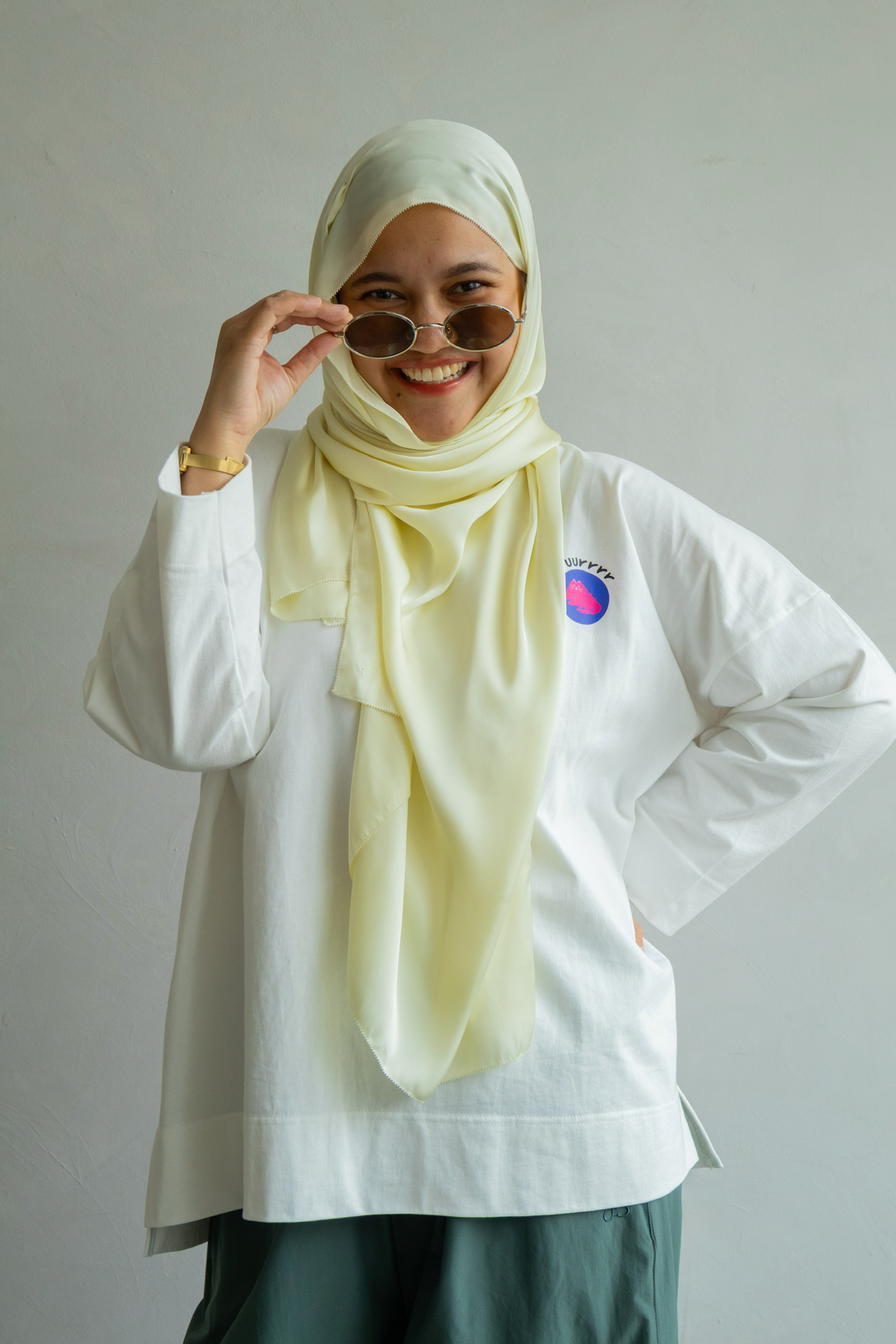 Kitty Beb Tee in White