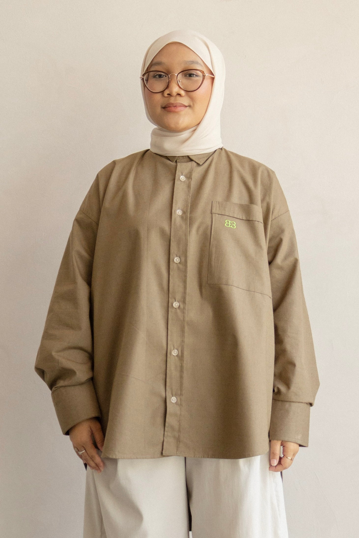 Weekender Shirt in Olive