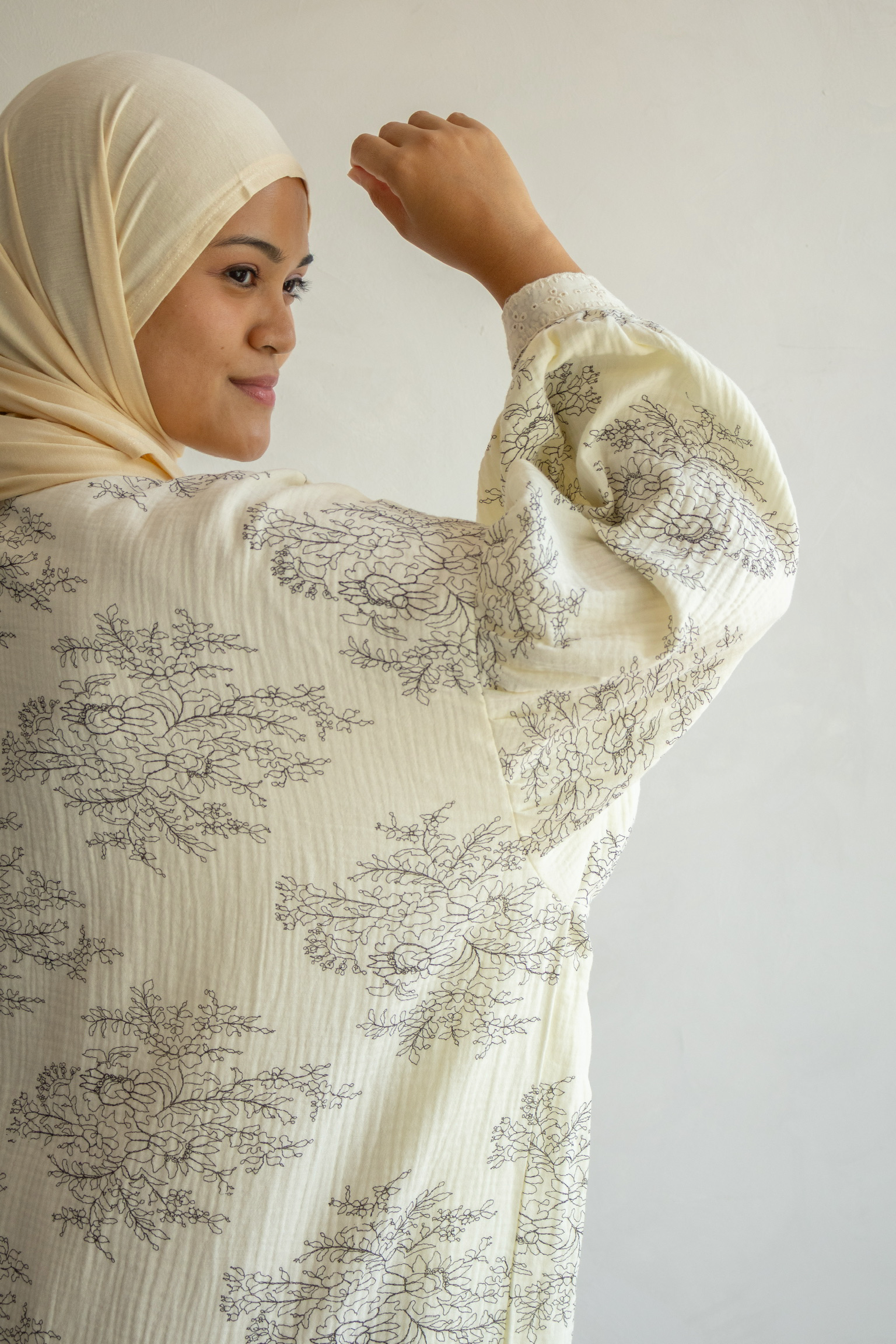 Amalfi Muslin Dress in Mono Garden