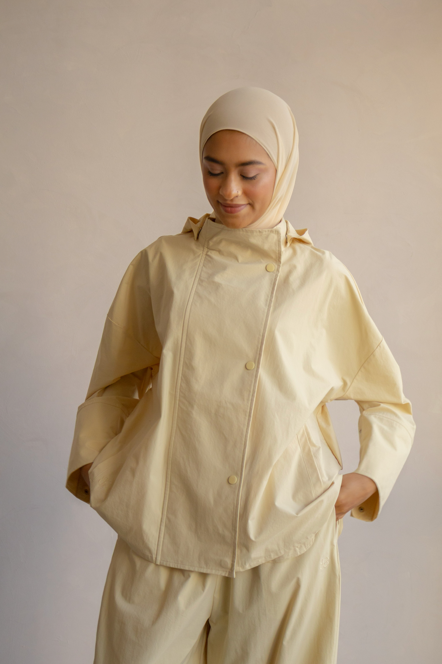 Outer Comfort Jacket in Banana Pudding
