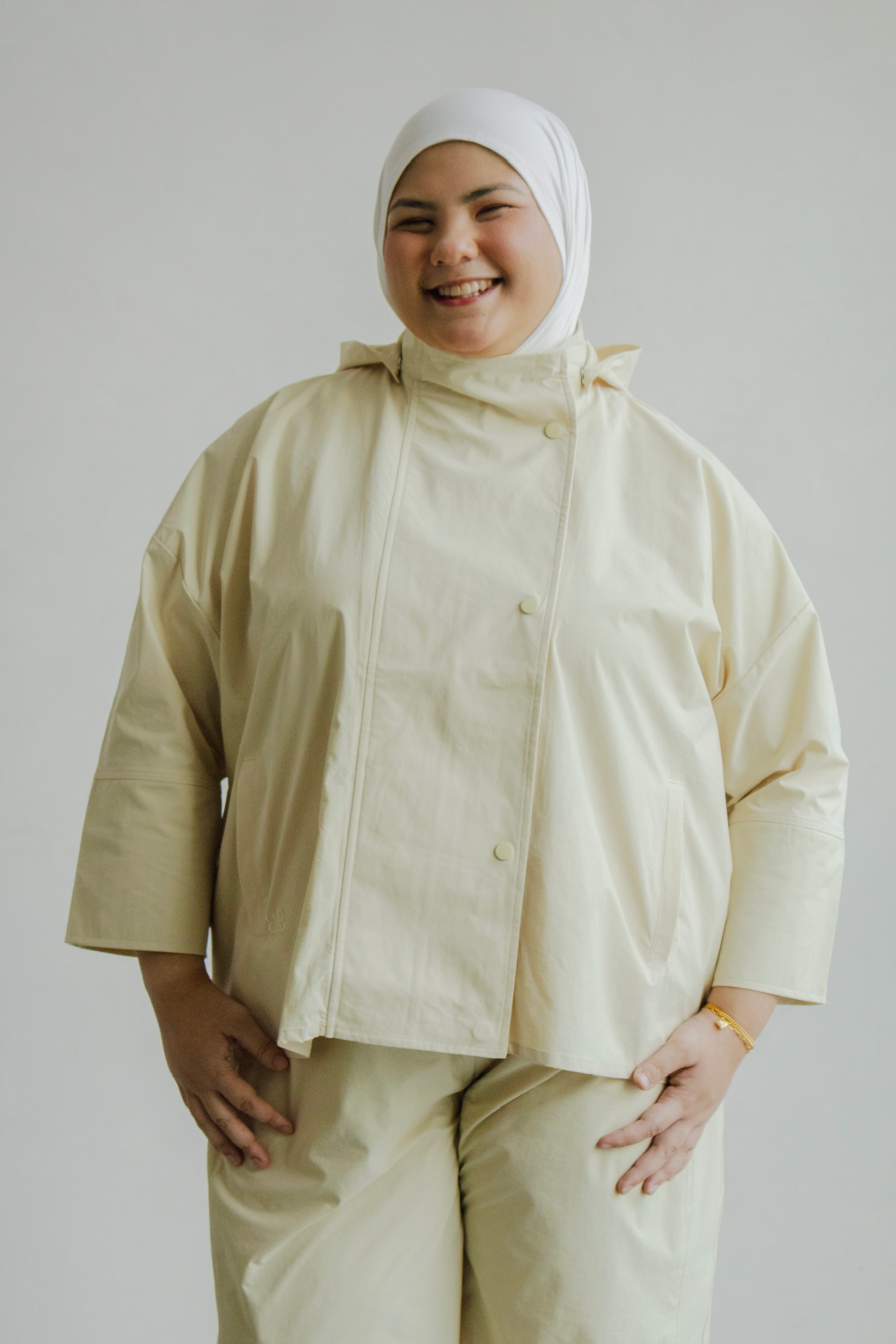 Outer Comfort Jacket in Banana Pudding