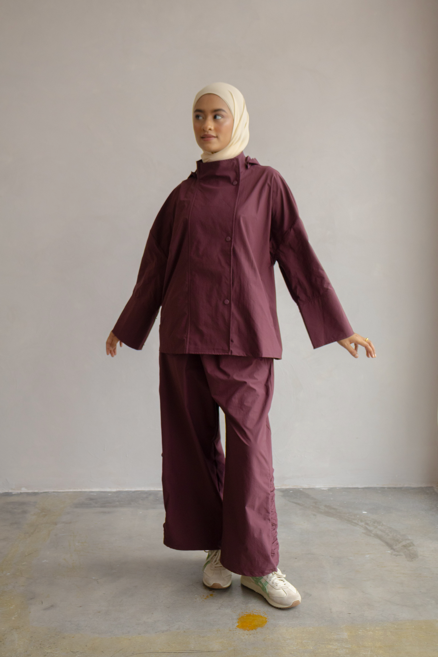 Outer Comfort Jacket in Berry Busy