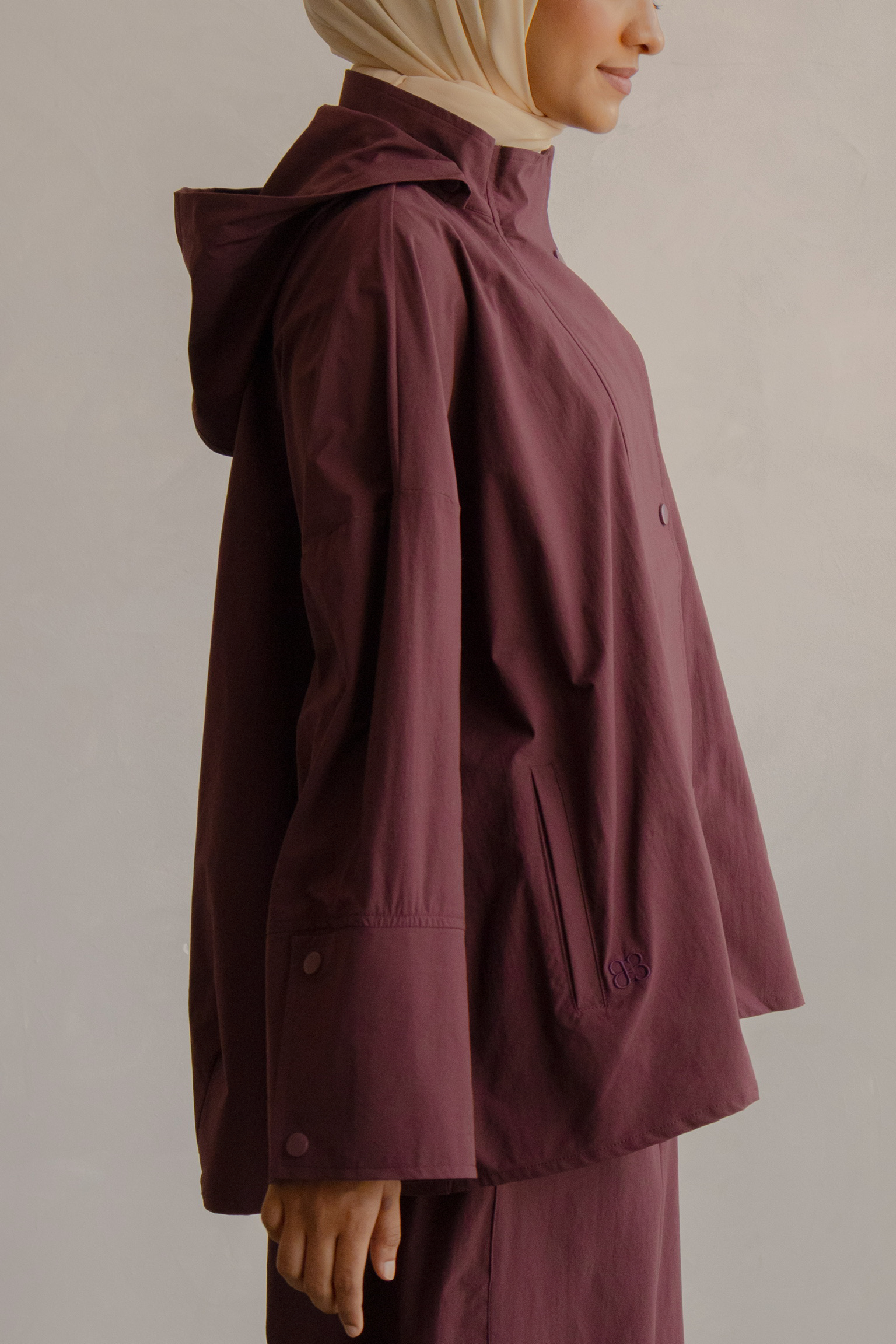 Outer Comfort Jacket in Berry Busy