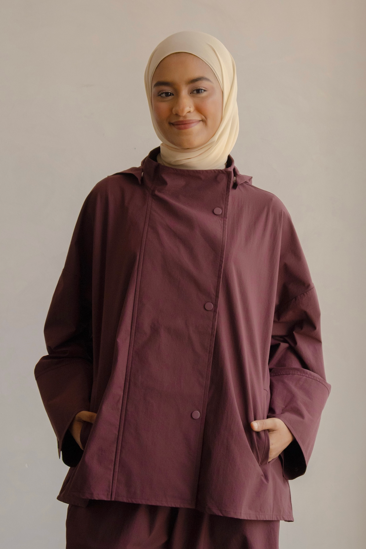 Outer Comfort Jacket in Berry Busy