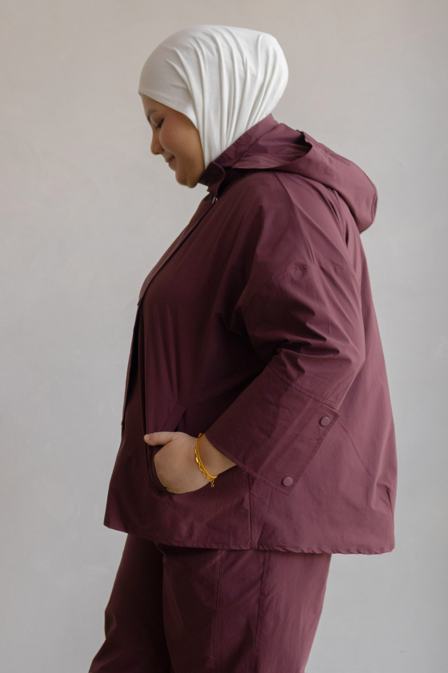 Outer Comfort Jacket in Berry Busy