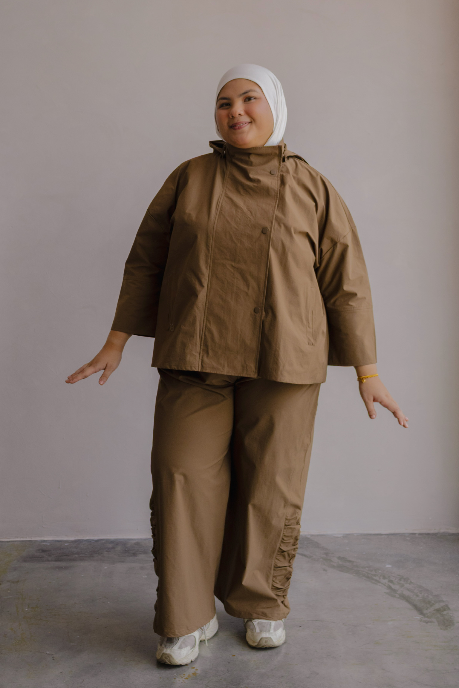 Outer Comfort Jacket in Barefoot