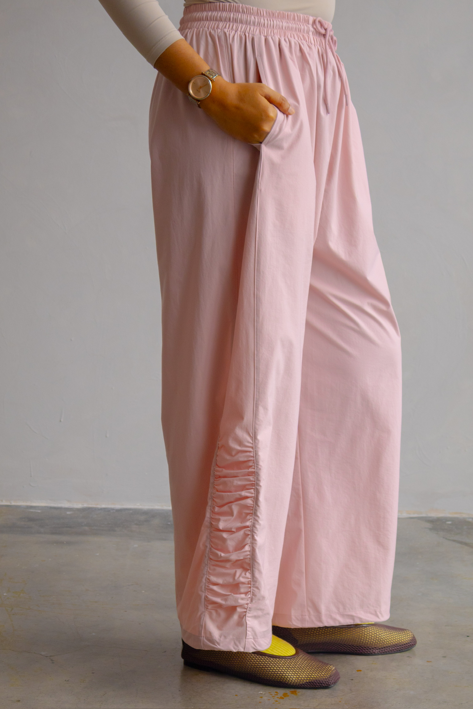 Outer Comfort Pants in Pink Season