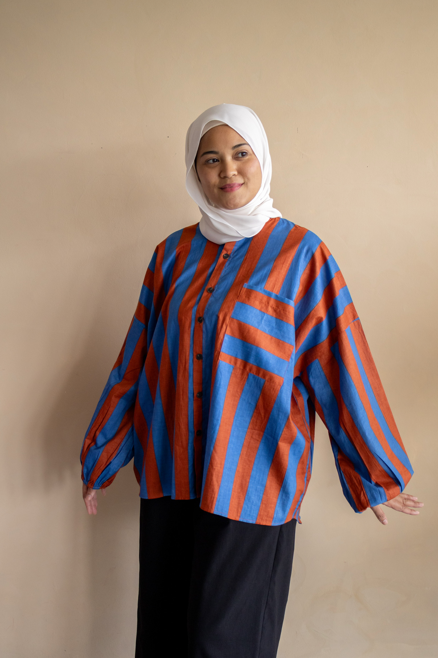Amalfi Balloon Top in Coco Blue