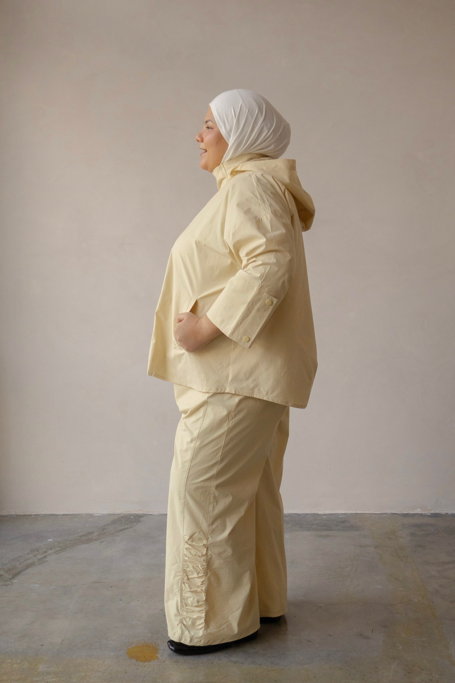 Outer Comfort Pants in Banana Pudding