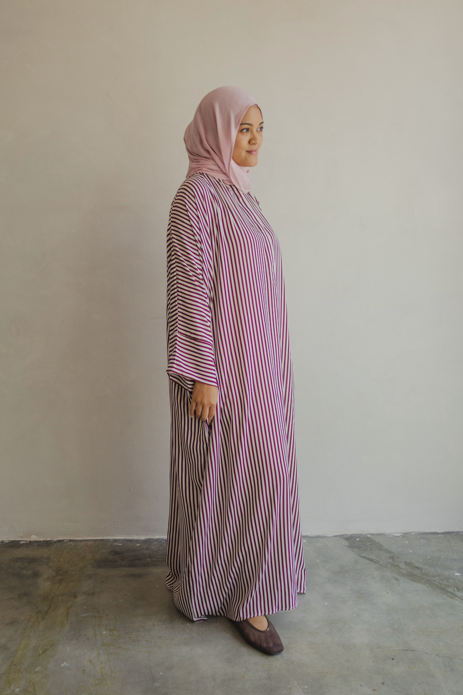 Amalfi Kaftan in Blackcurrant