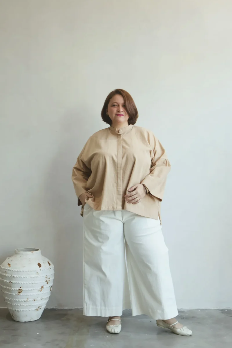 Mid-Day Top in Sand