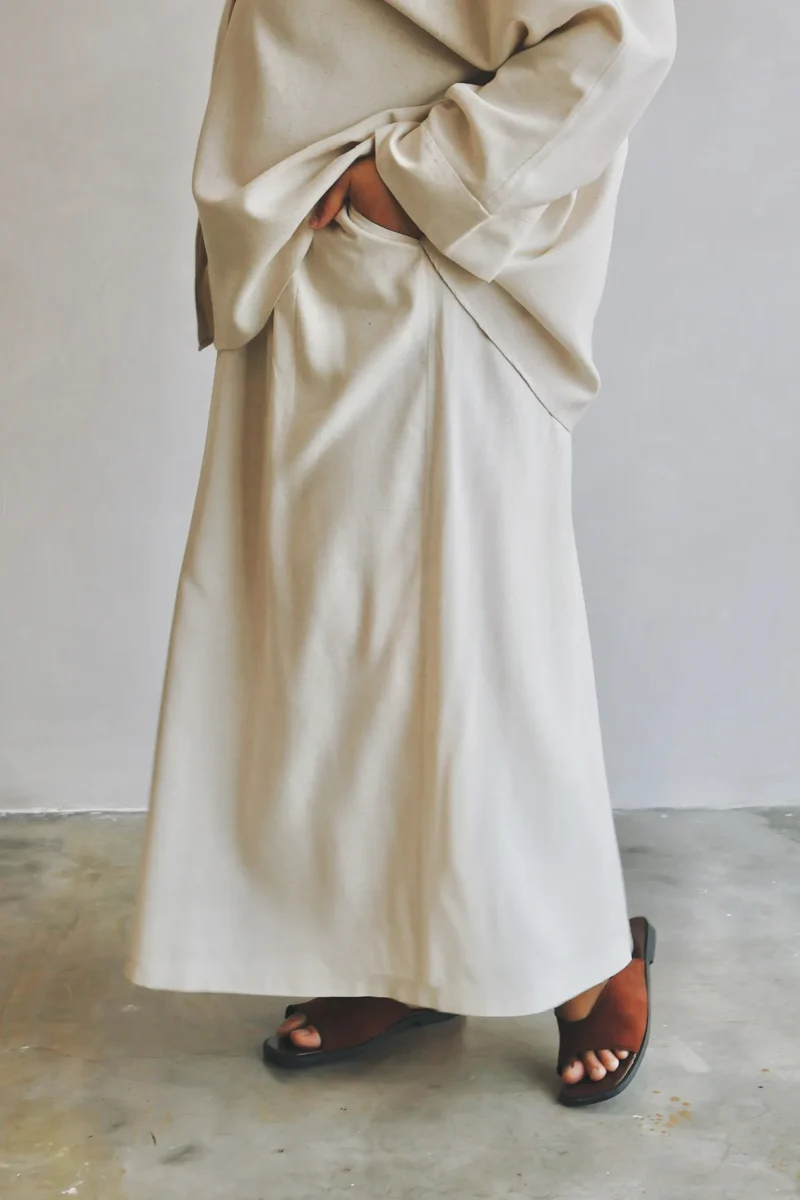 Women in Progress - Skirt in Oat