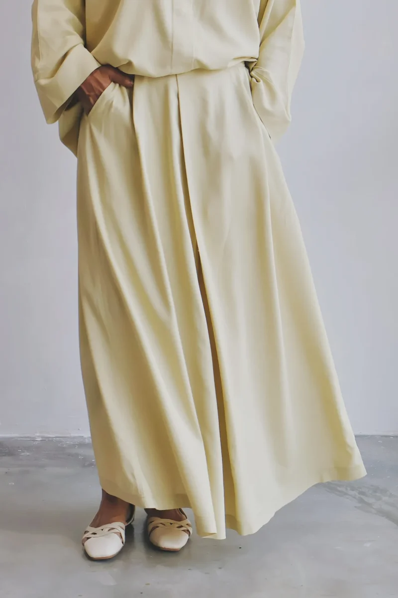 Women in Progress - Skirt in Lime