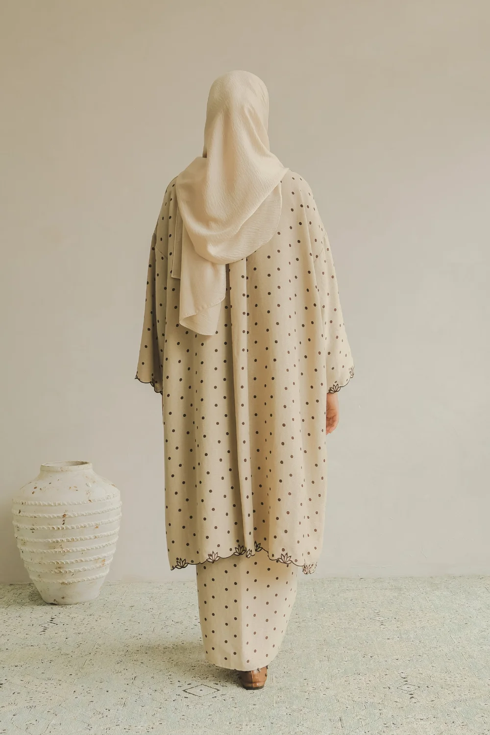 Kalthum Awal Kurung in Brown - Image 7