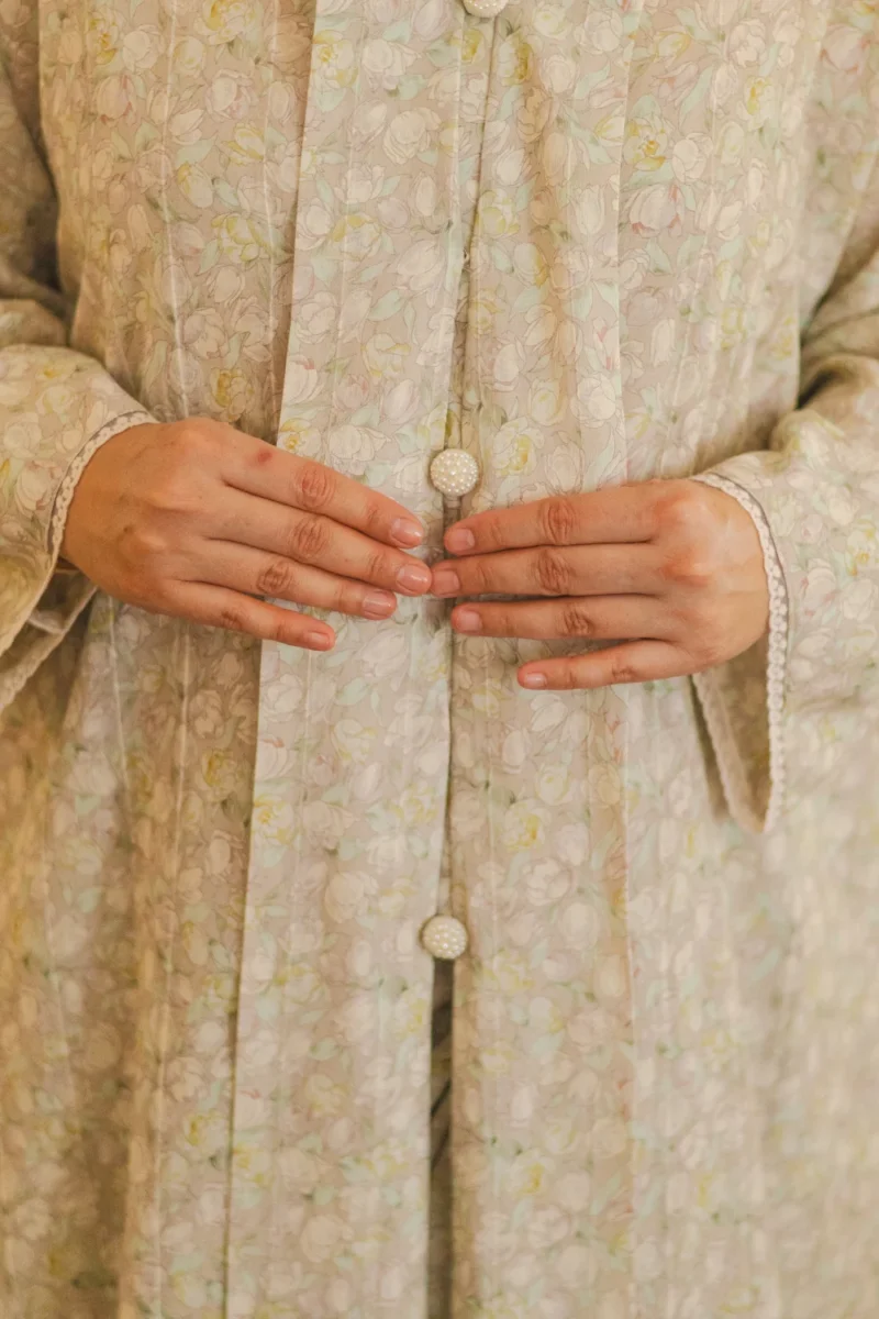 Alternative view of Nirmala Seri Kebaya in Sage