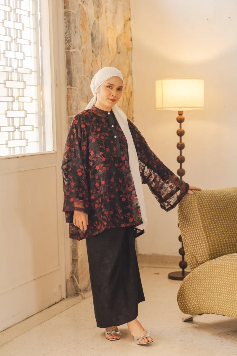 Kasturi Kedah Top Black