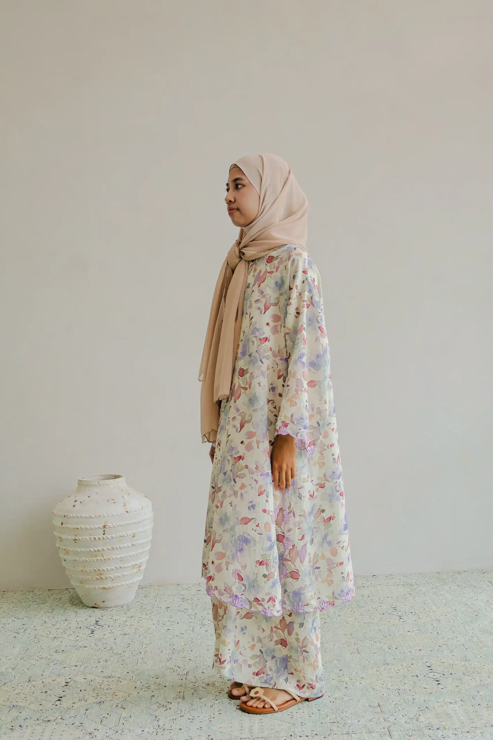 Kalthum Kuntum Kurung in Lilac - Image 8