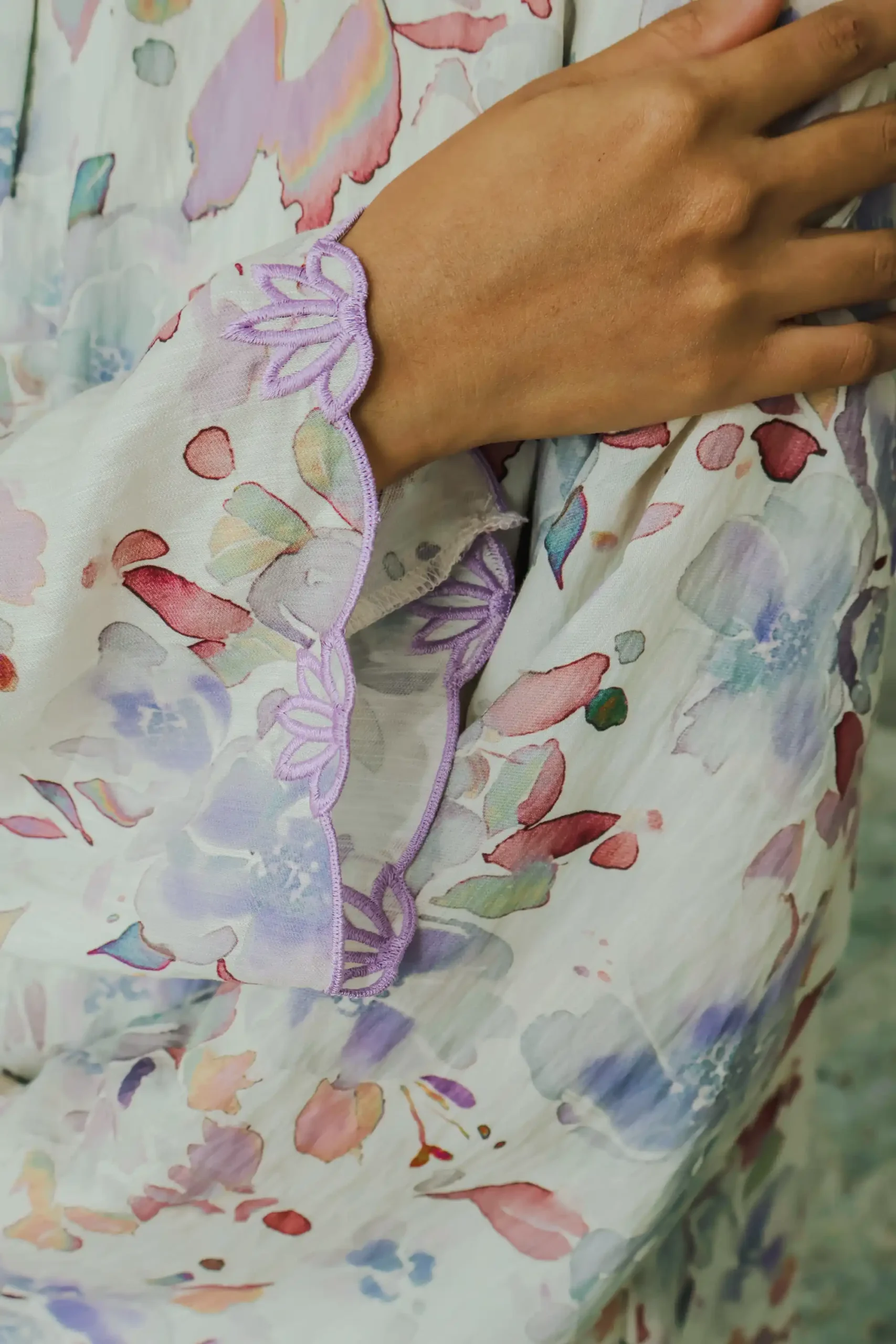 Kalthum Kuntum Kurung in Lilac - Image 2