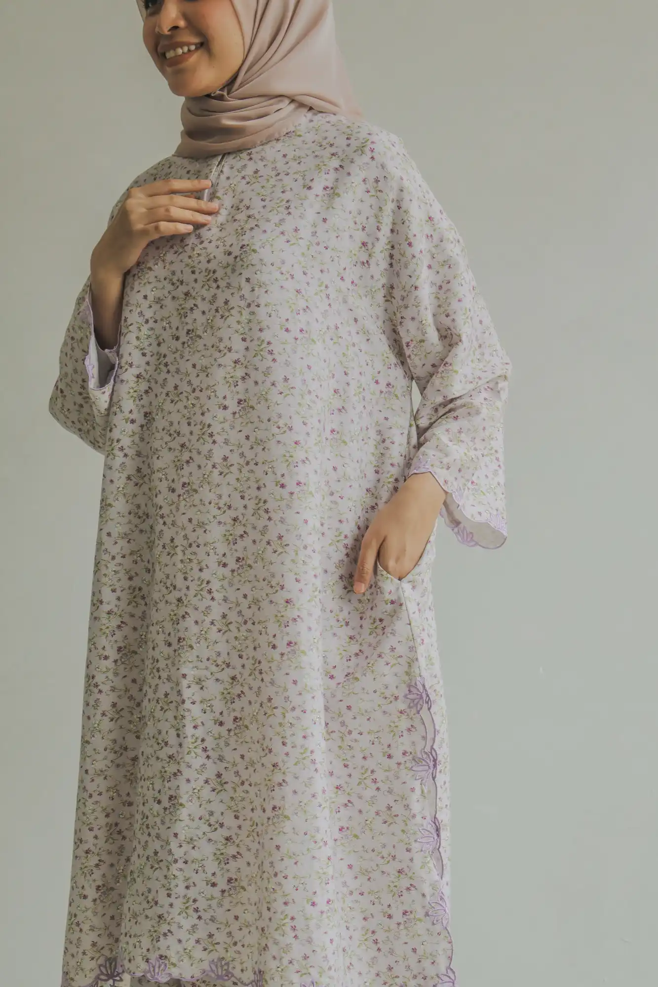 Kalthum Anggun Kurung in Lilac - Image 6