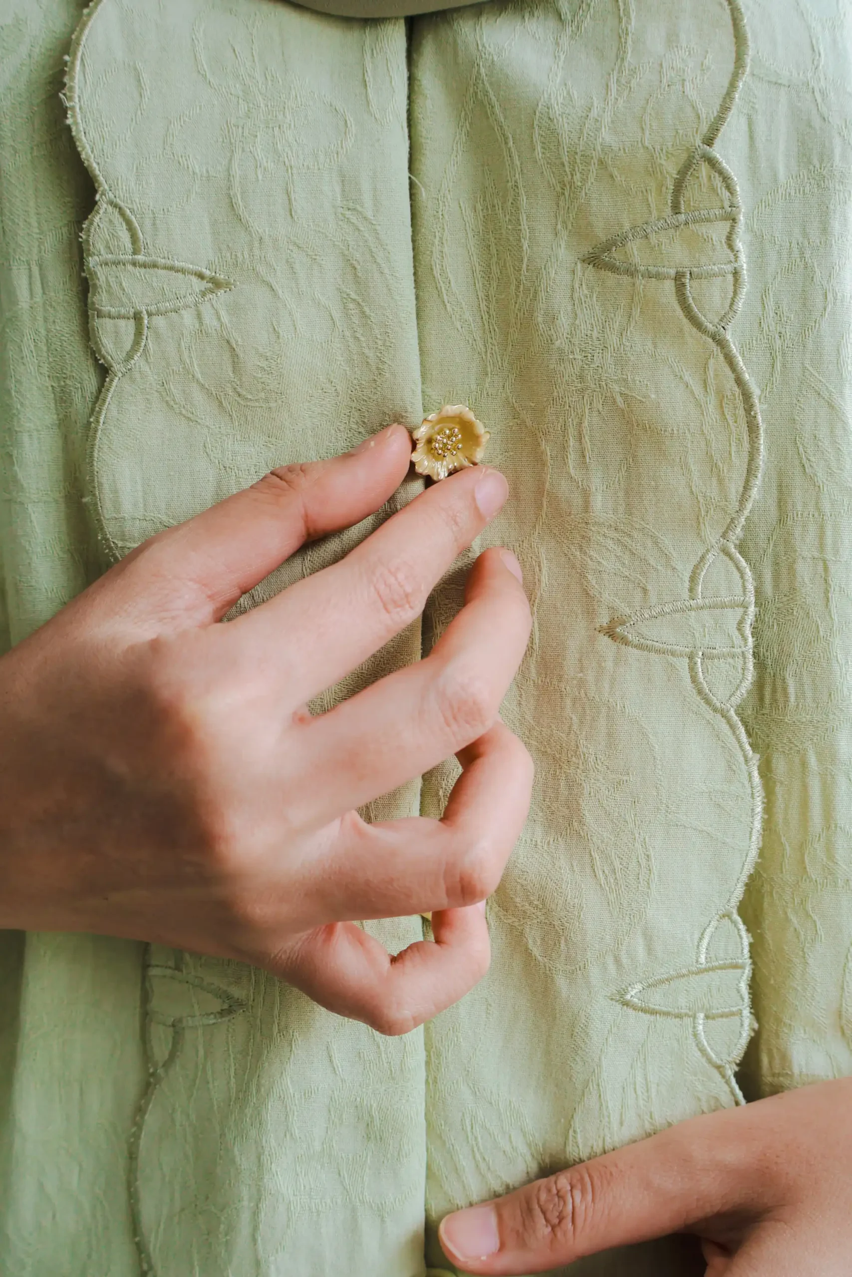 Suri Ayu Kebaya Sage - Image 2