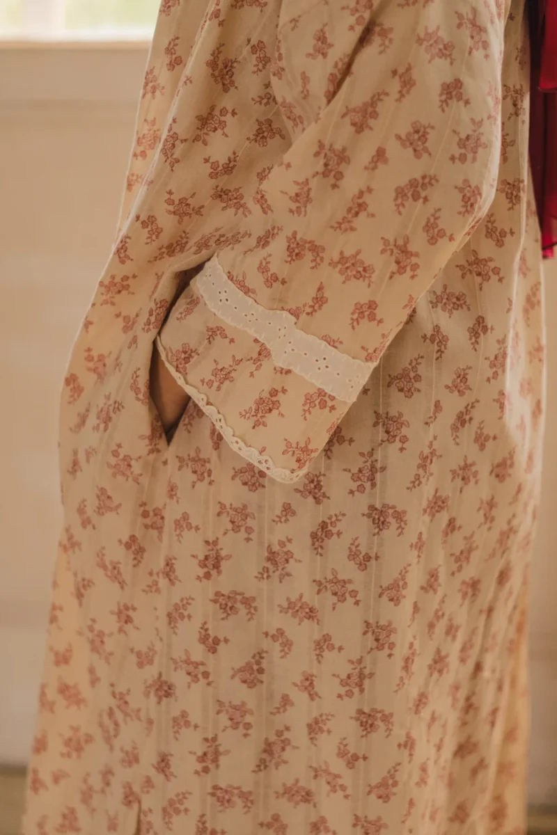 Alternative view of Kurti Ratna Rose