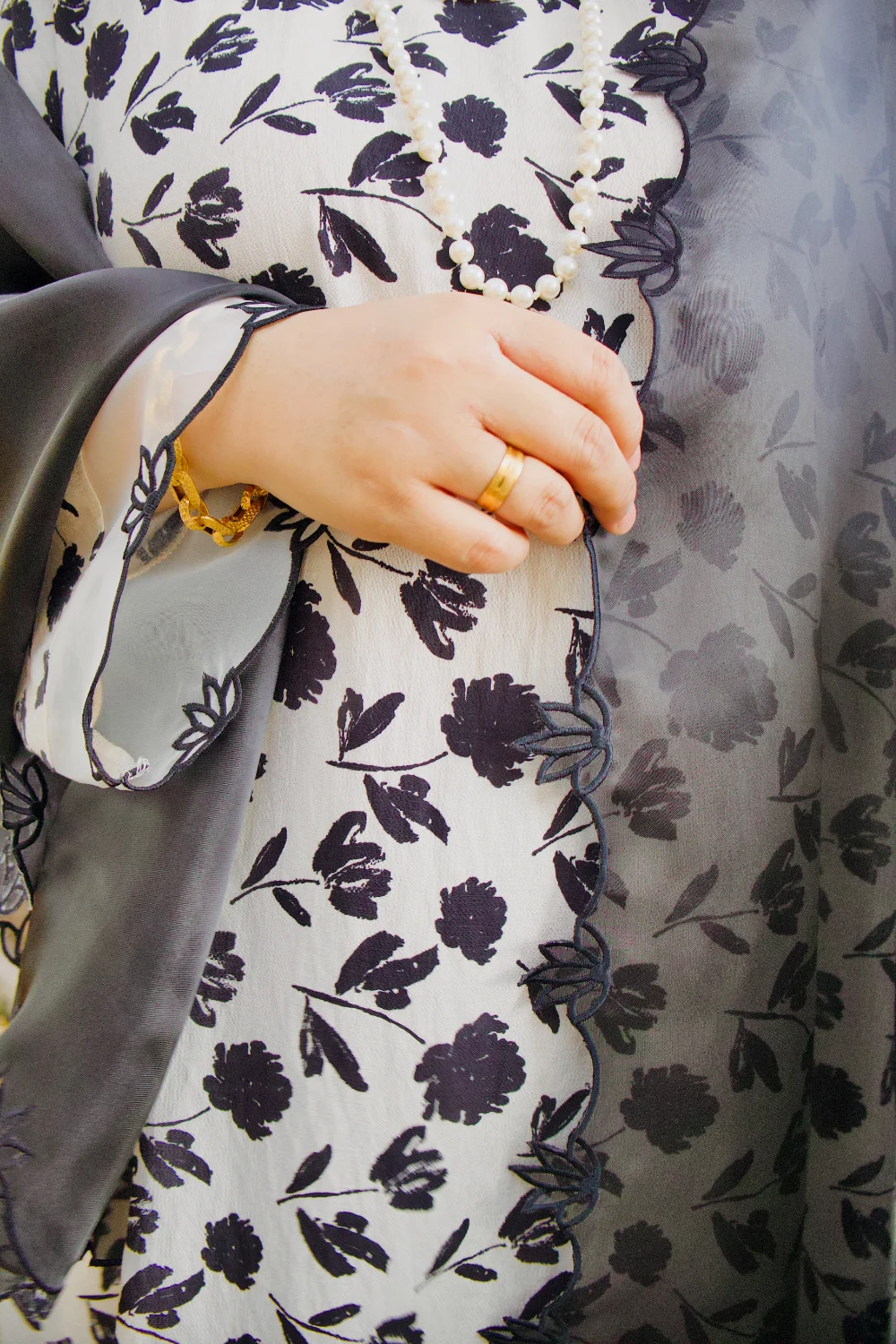 Bunga Lawang Selendang Black - Image 3