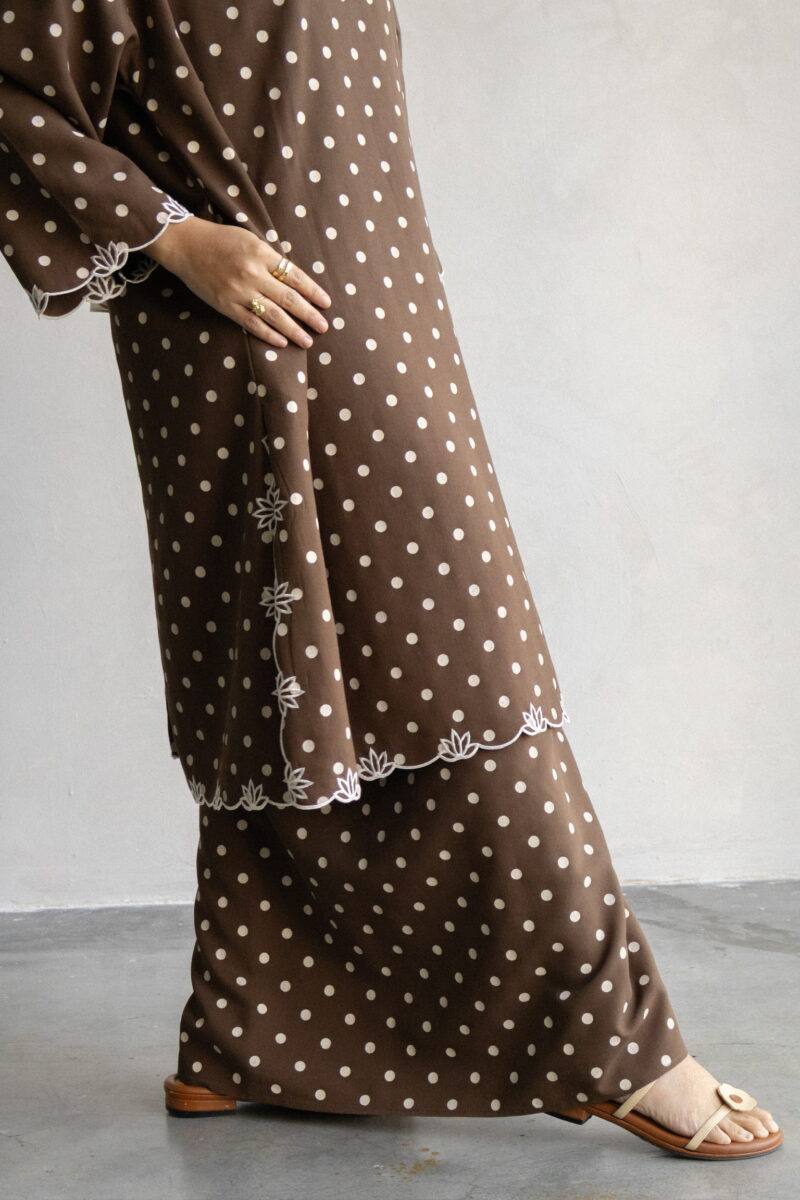 Alternative view of Kalthum Merona Kurung in Mocha