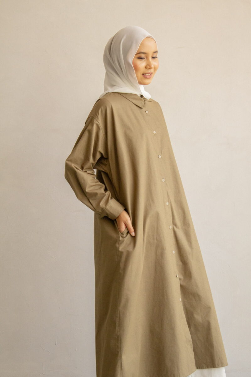 Alternative view of Weekender Tunic in Olive