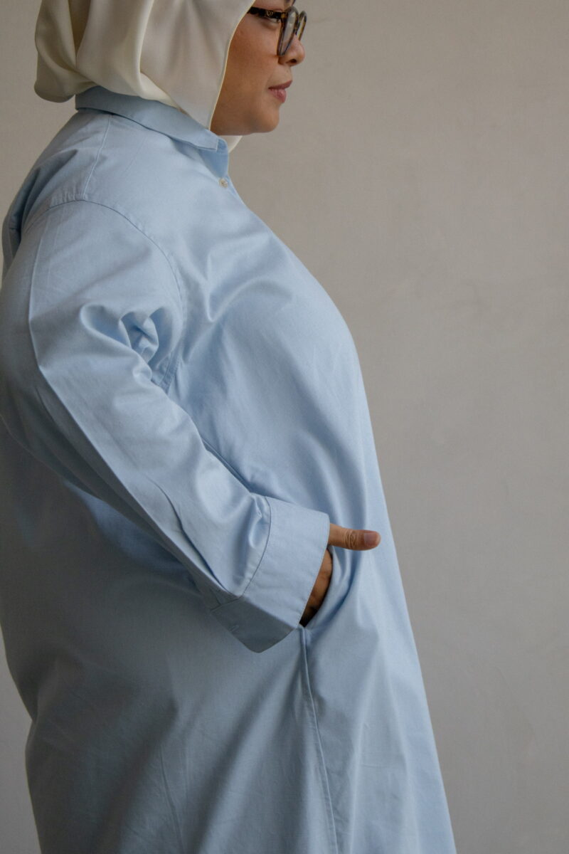 Alternative view of Weekender Tunic in Sky