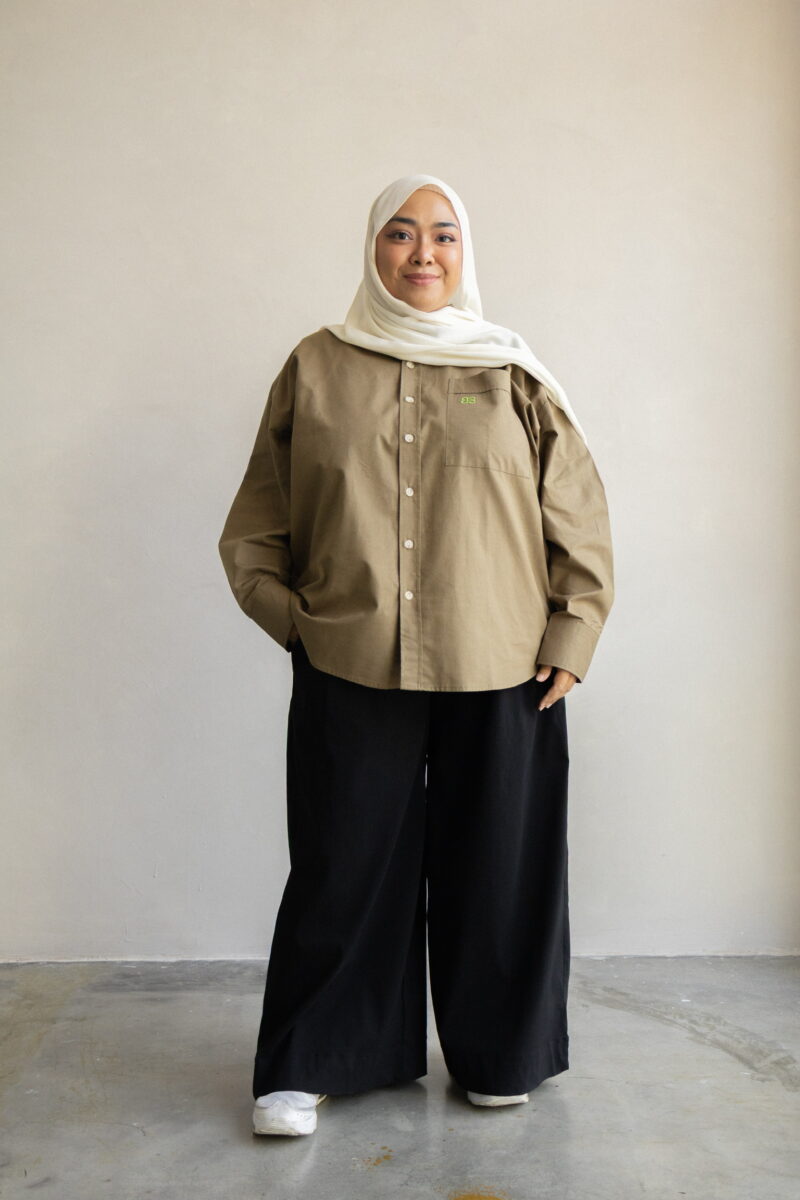 Alternative view of Weekender Trousers in Black