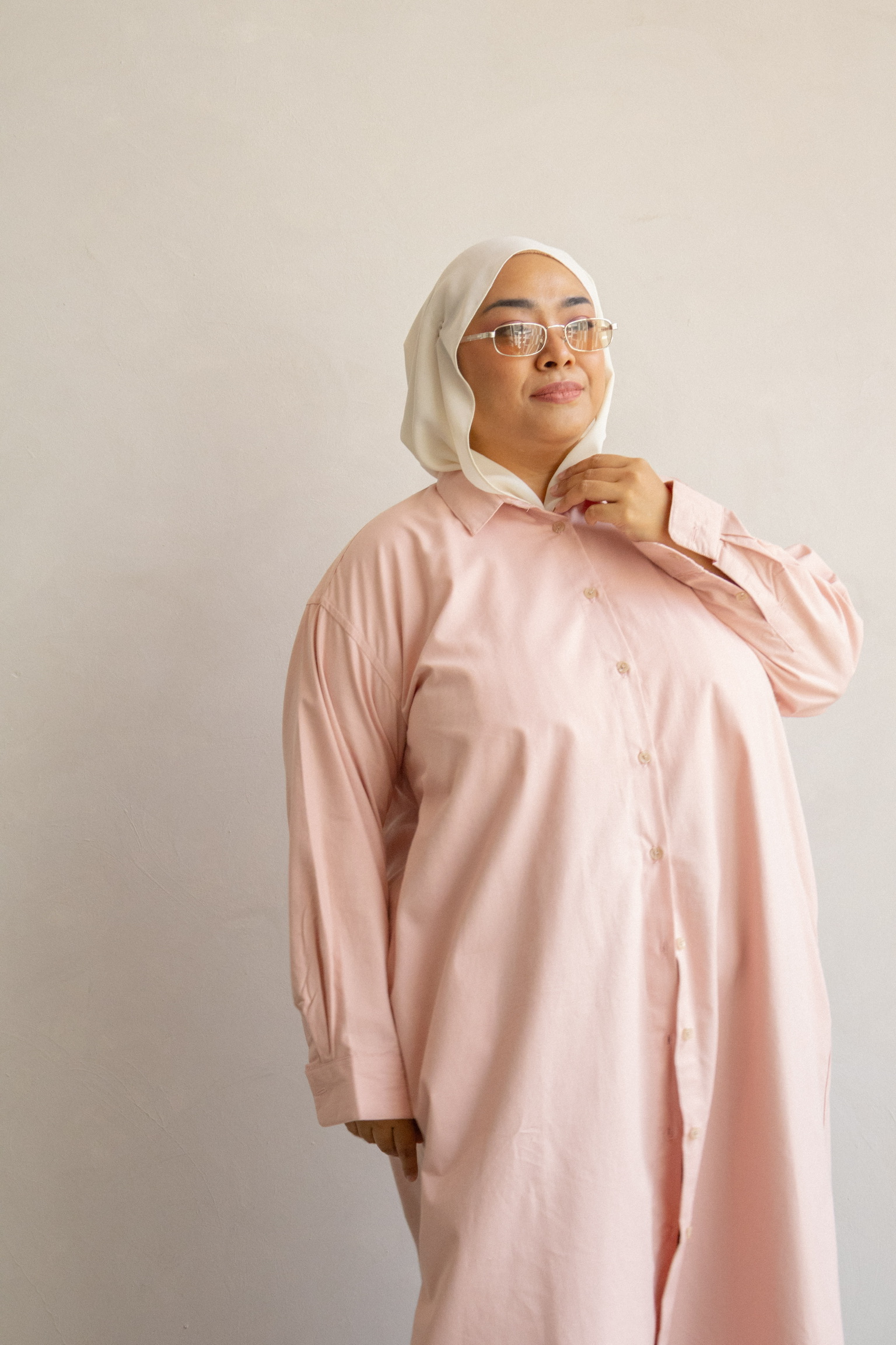Weekender Tunic in Blush - Image 3
