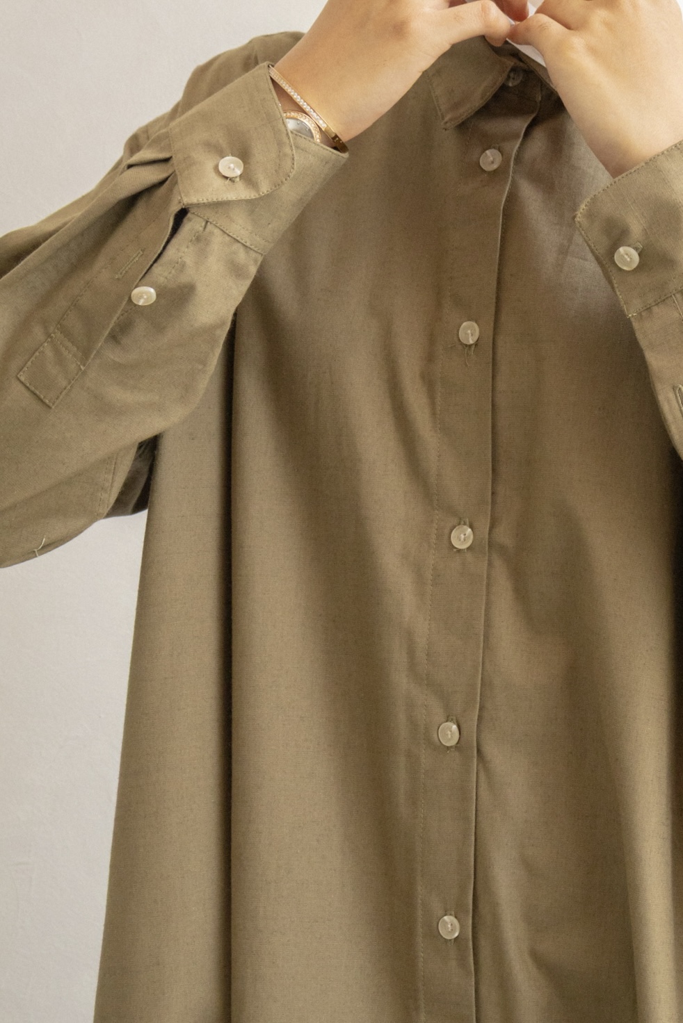 Weekender Tunic in Olive - Image 4