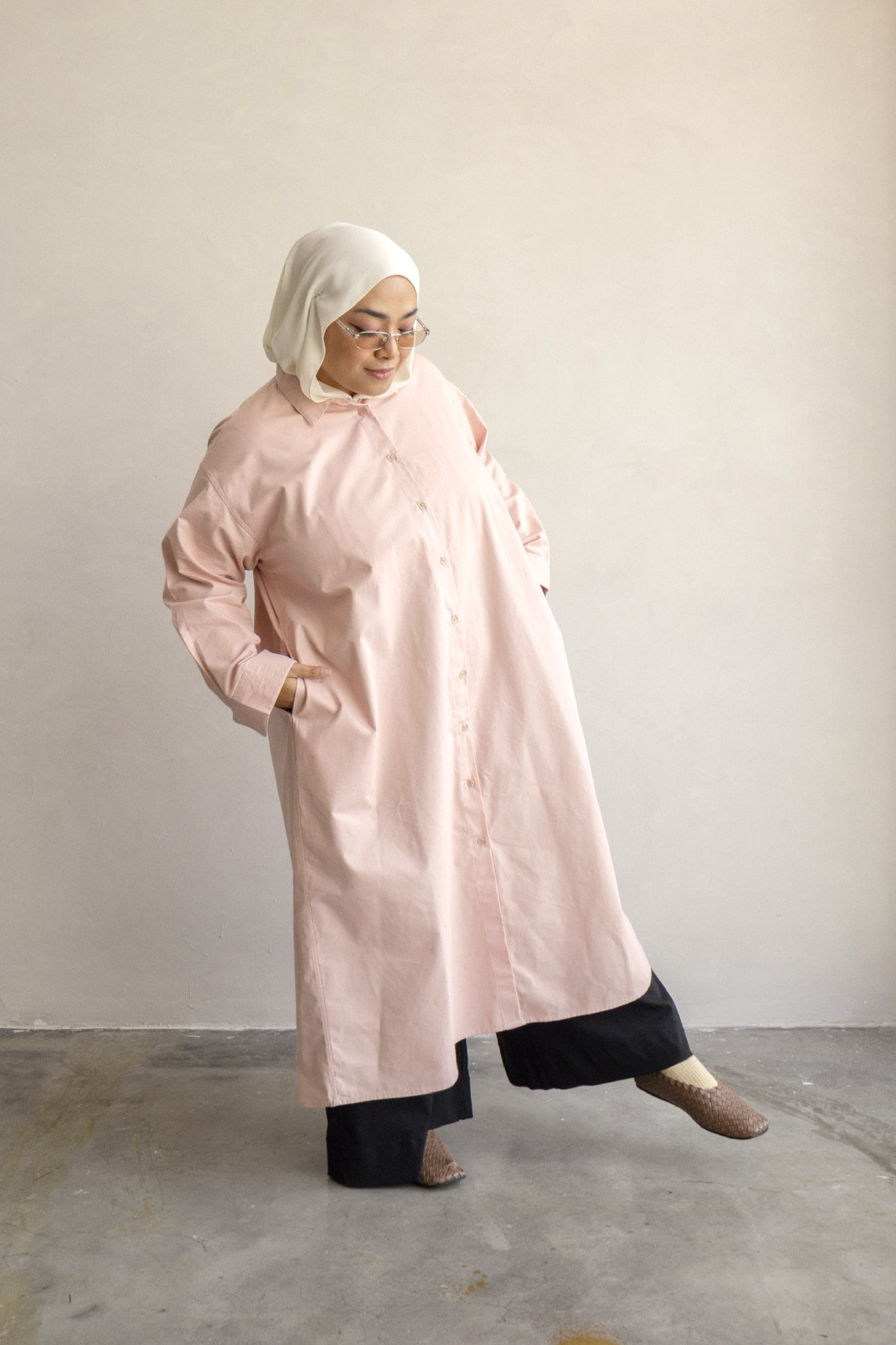 Weekender Tunic in Blush - Image 6