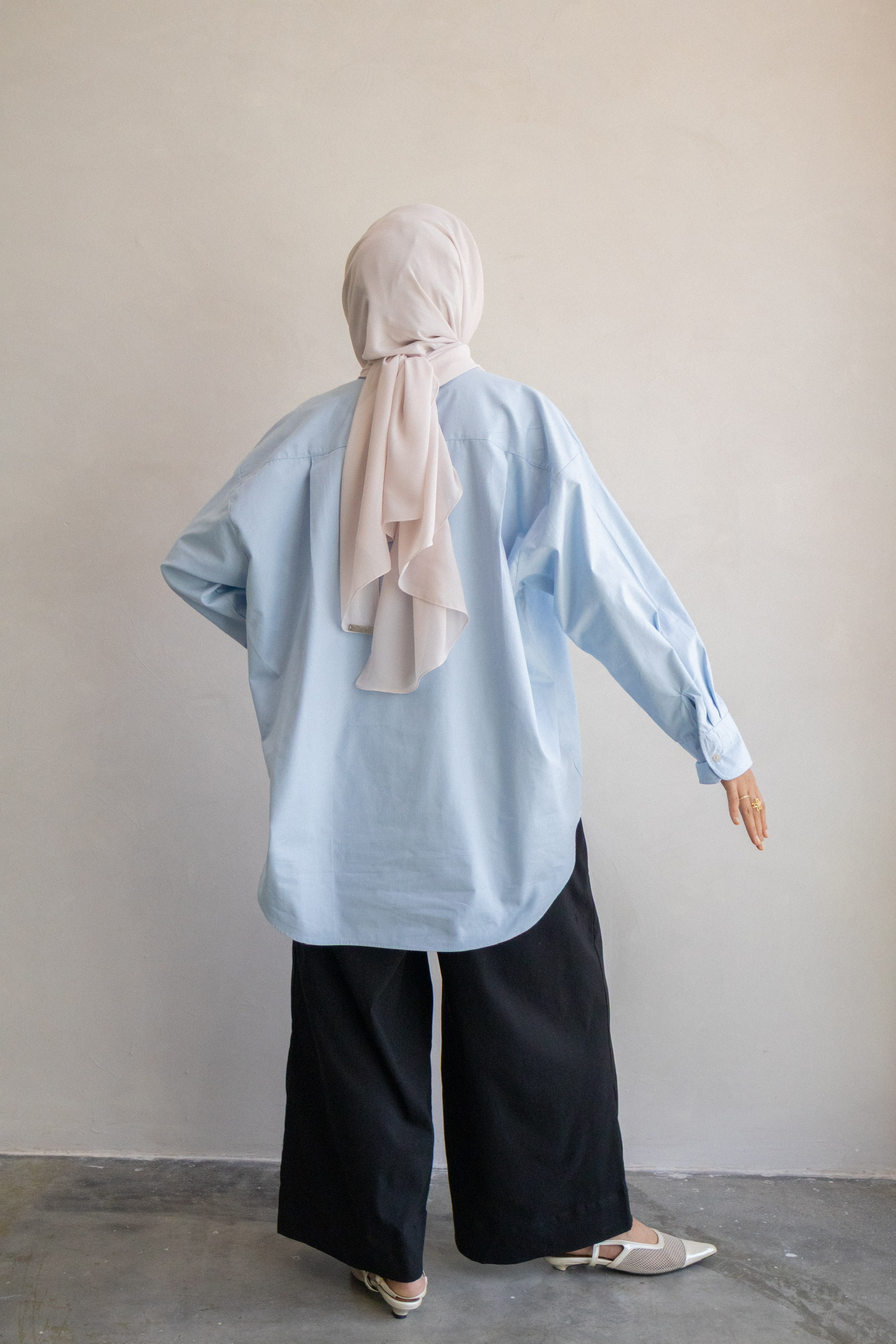 Weekender Shirt in Sky - Image 3